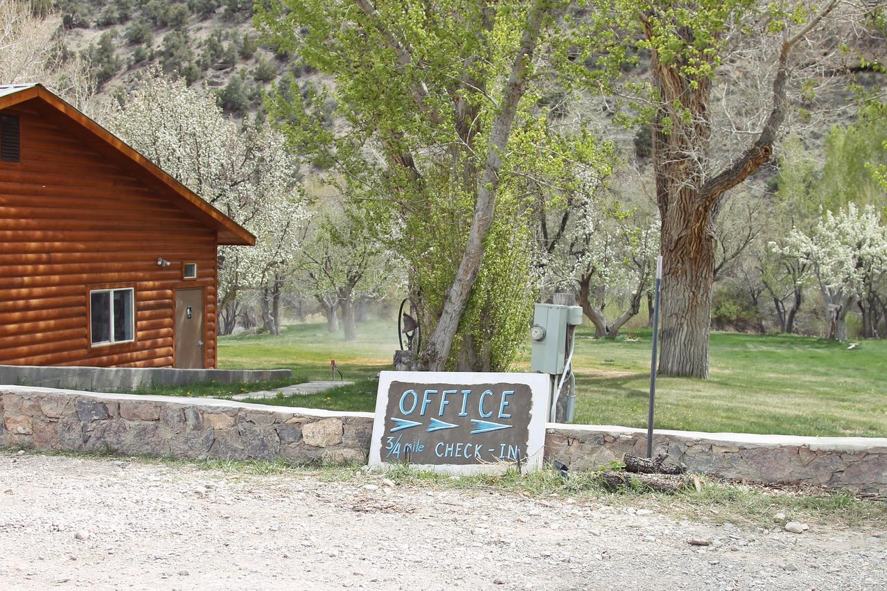 Hidden Canyon Retreat Baker Екстериор снимка