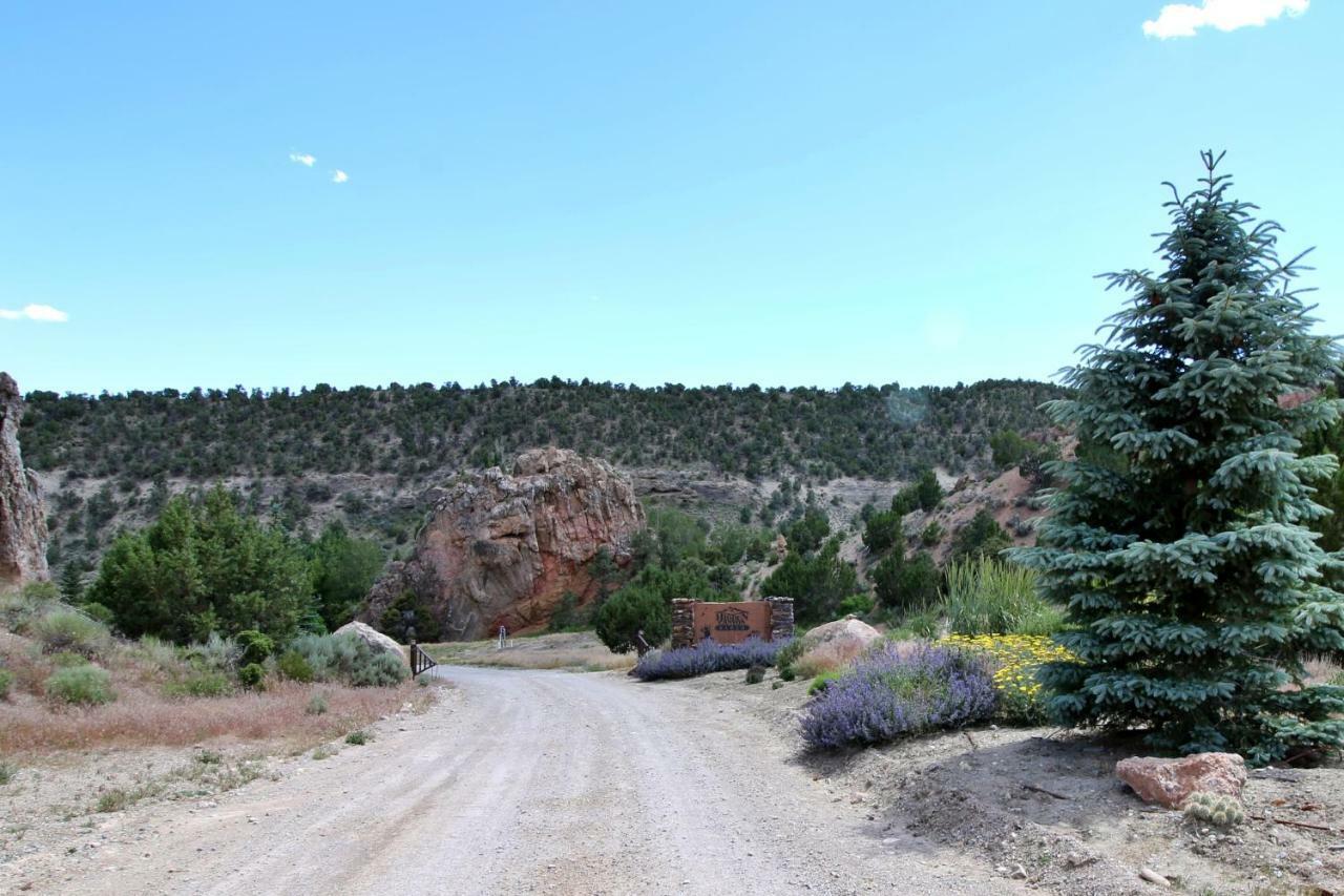 Hidden Canyon Retreat Baker Екстериор снимка